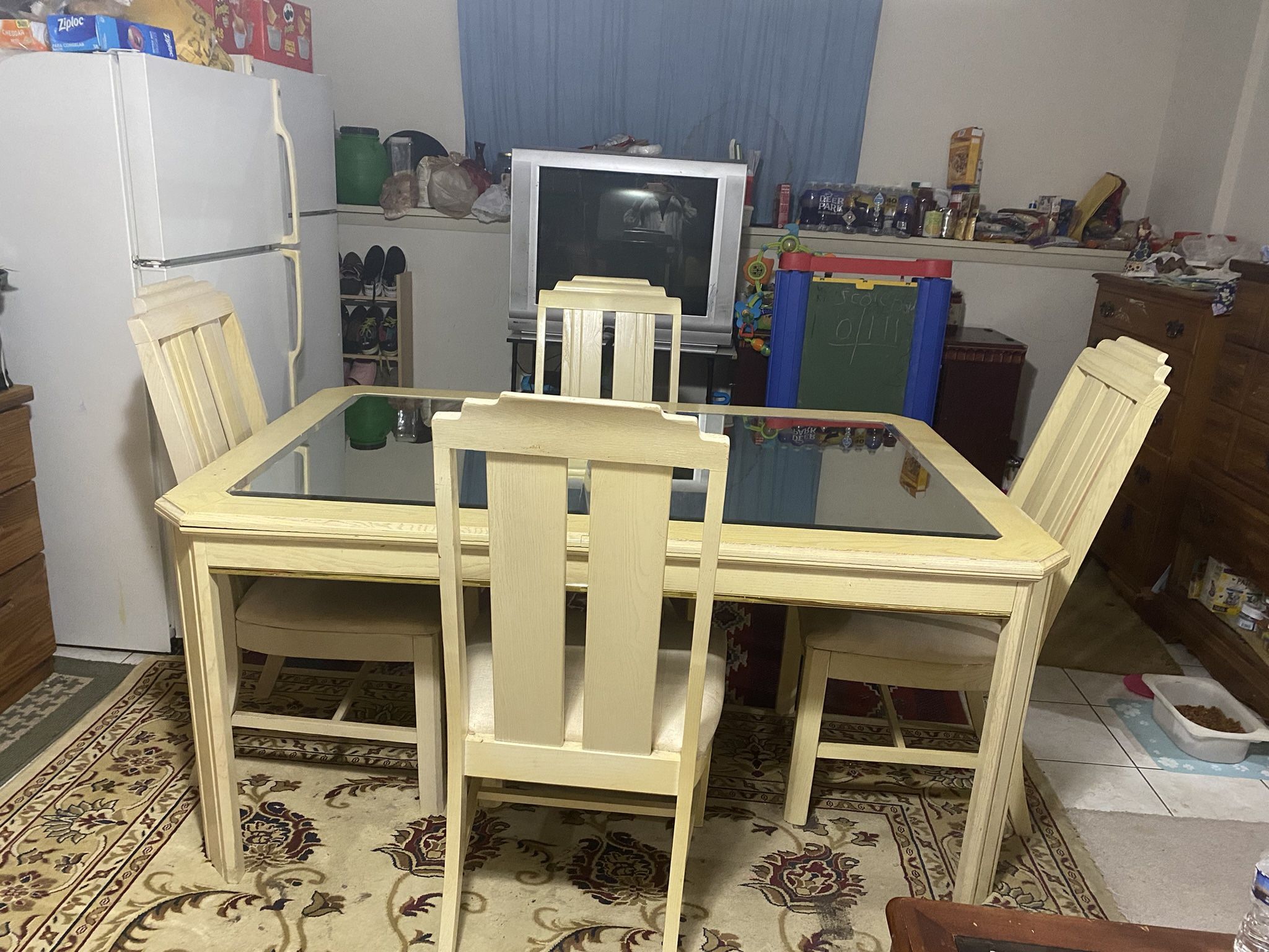 Table With Four Chair