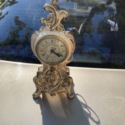 Antique Electric Clock United Metal Goods