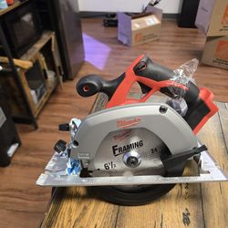 6-1/2" skill saw Milwaukee