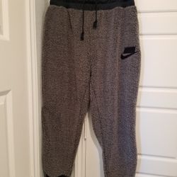 2 Nike Pants 