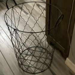 Large Wire Basket
