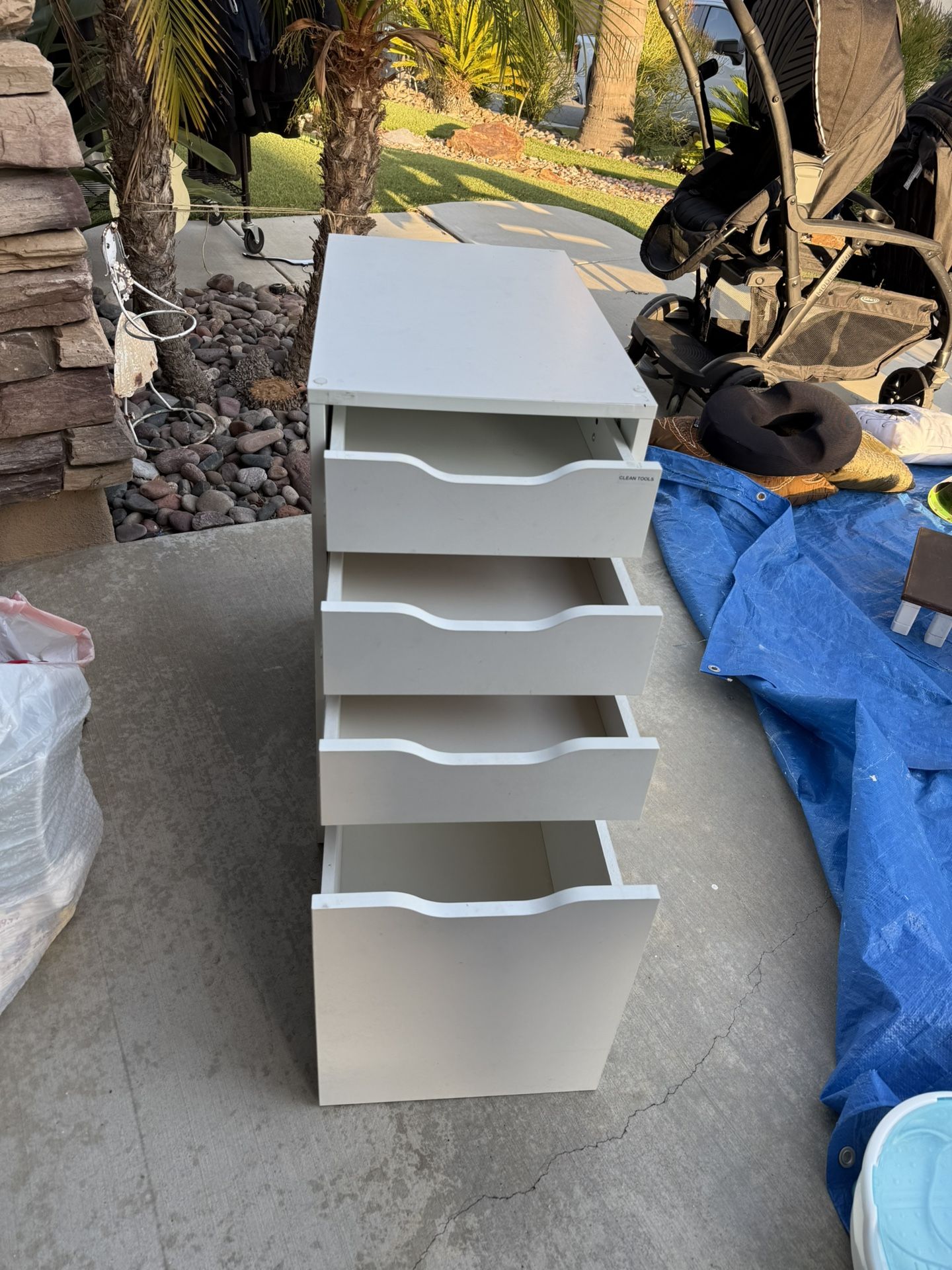 White D All Drawers Working Condition