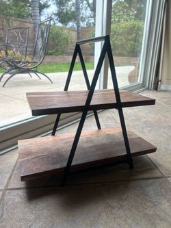 Serving tier tray