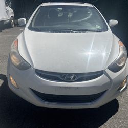 2012 Hyundai Elantra