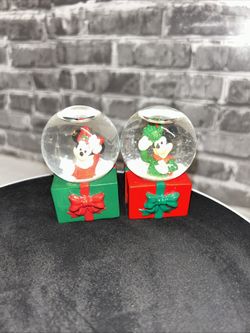 Vintage 2001 JC Penny Disney Mickey And Minnie Mouse Snowglobes Christmas Gift