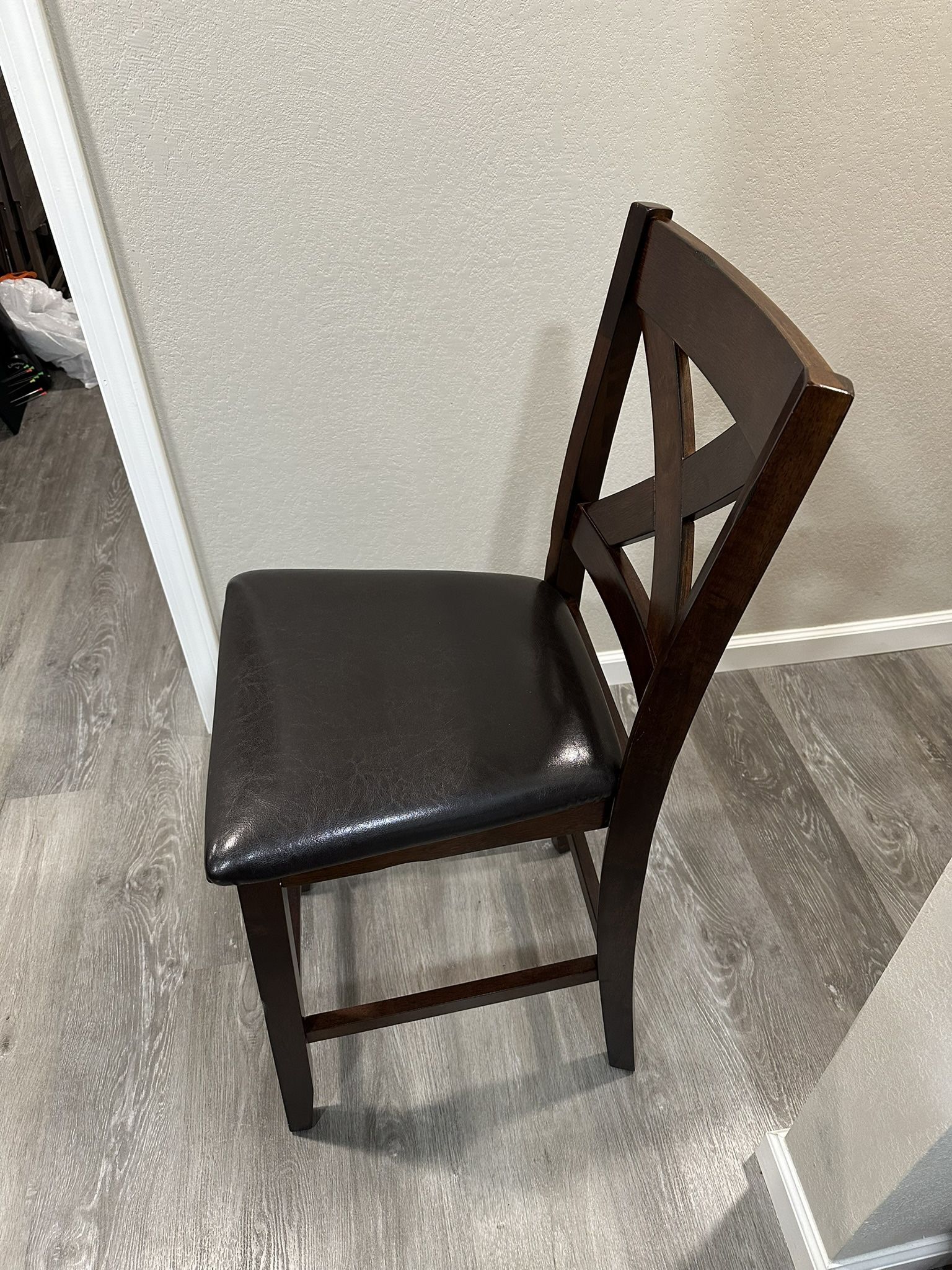 Set Of 3 Counter Height Chairs