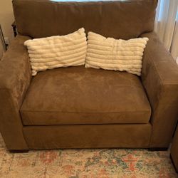 Crate & Barrel Living Room Set – Two Sofas + One Chair
