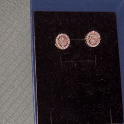 Gold diamond earrings 