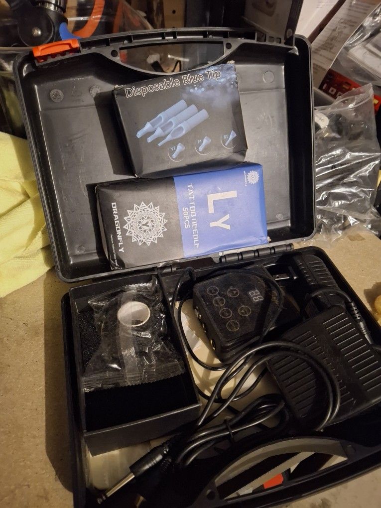 Brand New Tattoo Equipment...foot Peddle Kit And Other Accessories 