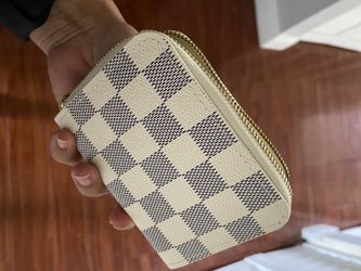 LV wallet great condition! Good deal