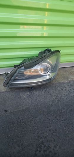 MERCEDES C250 DRIVER HALOGEN HEADLIGHT DRIVER SIDE 2012-2013-2014-2015