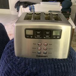Cuisinart Toaster, 4 Bread Toaster, Gently Used - Pompano Beach - Please Read Description