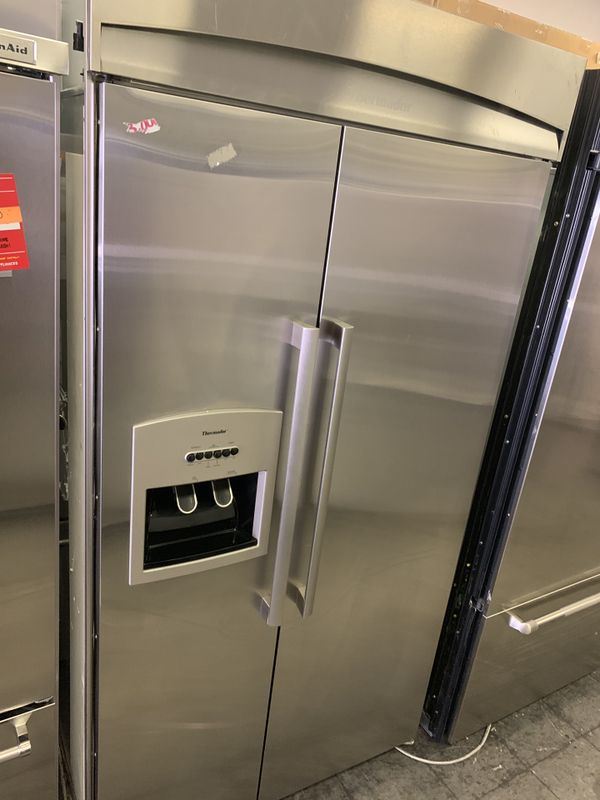 Thermador 42” built in refrigerator for Sale in Corona, CA OfferUp
