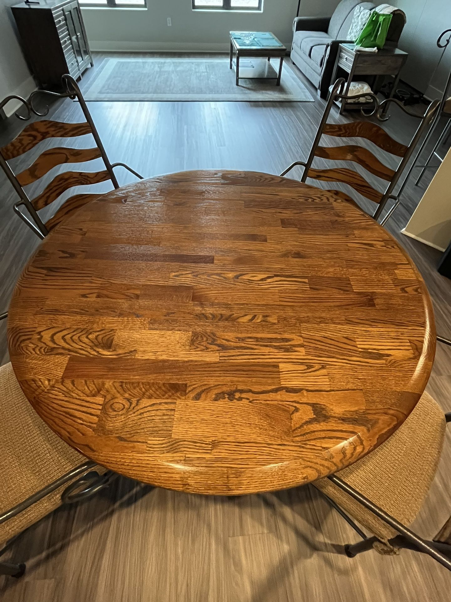 48” Round Oak Dining Table With 4 Dining Chairs With Or Without 2 Matching Bar Stools
