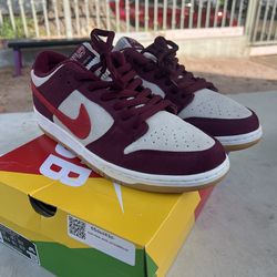 Nike SB Dunk Low Skate  Like a Girl