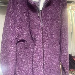 BDG URBAN OUTFITTERS FLEECE SWEATER