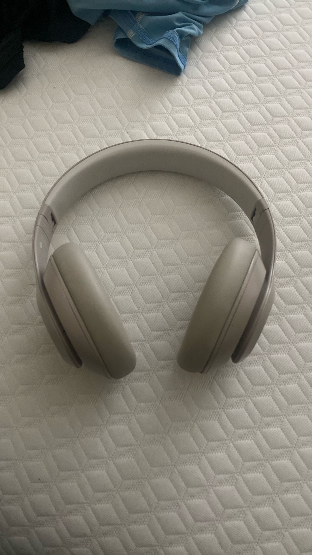 Beats Studio Pro