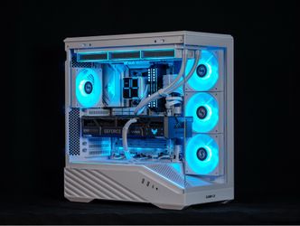 Cryo | RTX 5070 + 7800X3D | 32GB DDR5 | 1TB NVMe | Lian Li V100R White Custom Gaming PC