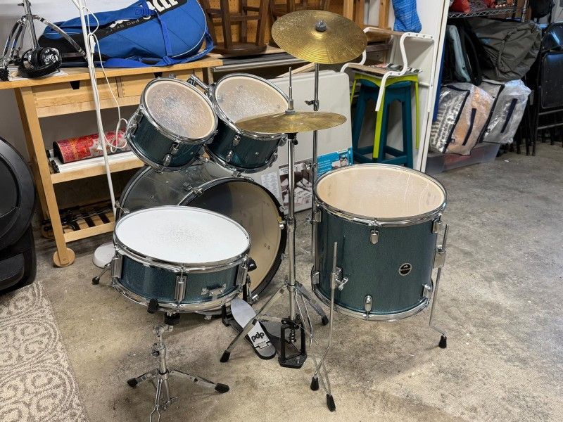 Junior Drum Set