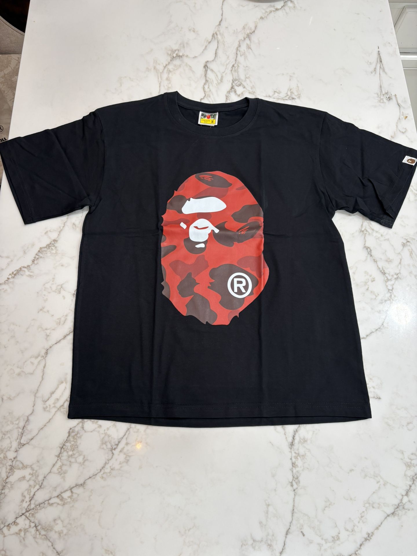 BAPE Black And Red, Size M