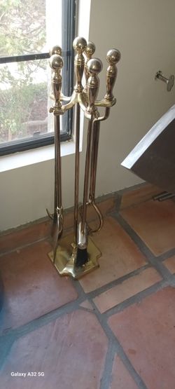 Assorted $100 items each iron, wood, decor vintage