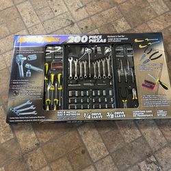 Diramax 200 Pieces Mechanics Tool Set