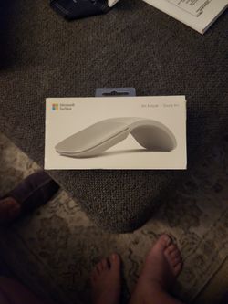Microsoft Surface wireless Arc Mouse