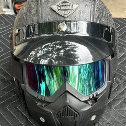 Motorcycle Helmet- Voss-  Medium