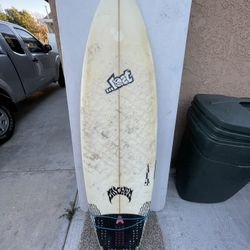 5’9 Surfboard