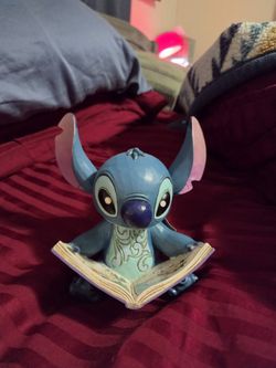 Jim shore  stich