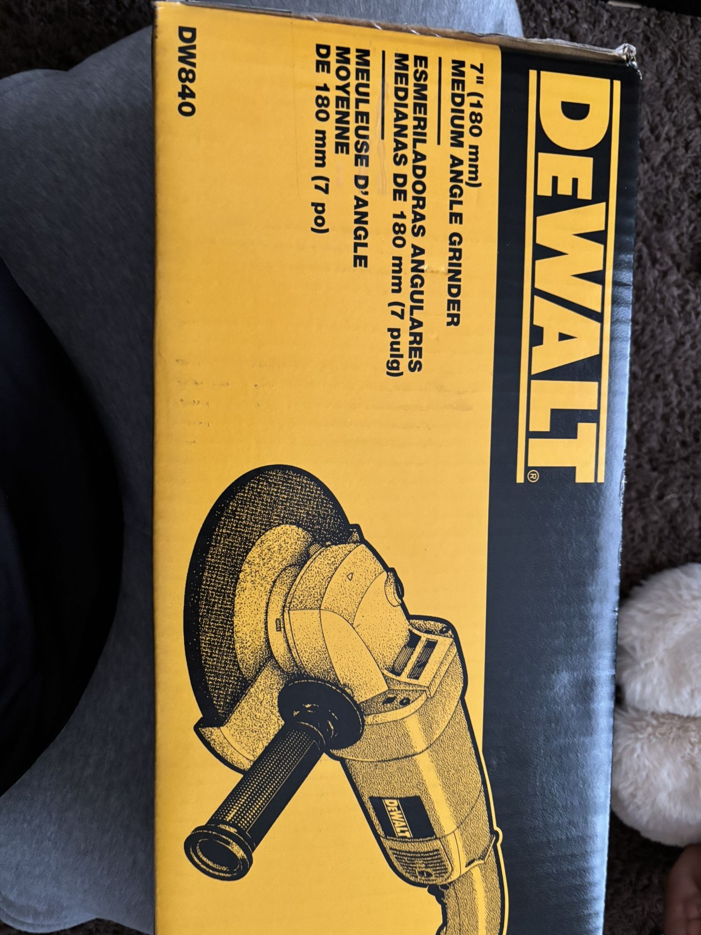 7-in 13 Amps Trigger Switch Corded Angle Grinder