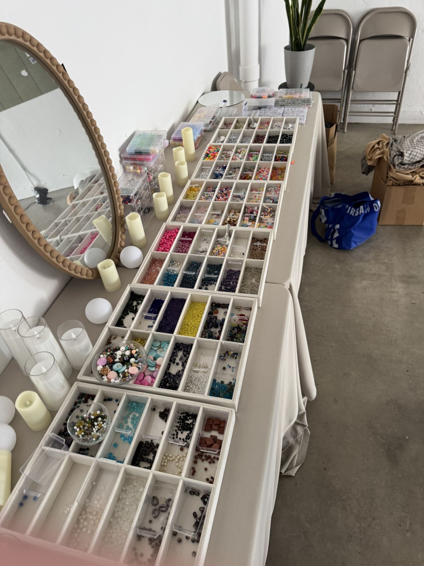 10,000+ Beads And Charms, Necklace Or Bracelet Making, Silver Included