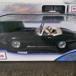  Special Edition Maisto 1:18 Jaguar E-Type Cabriolet