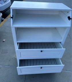 Baby changing table