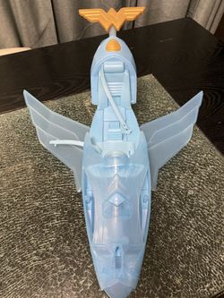 Wonder Woman Invisible Plane