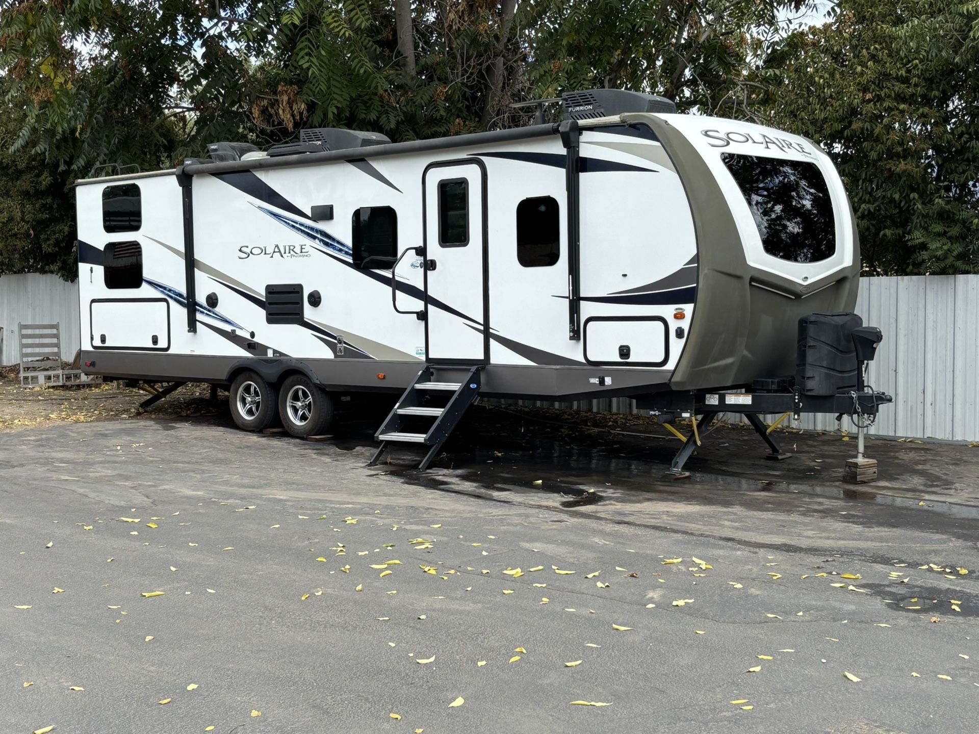 2021 Solaire Palomino Travel Trailer Rv ( Fifth Wheel, Bumper Pull