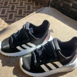 Adidas trainers shop kids sale