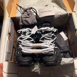 Balenciaga tracks led