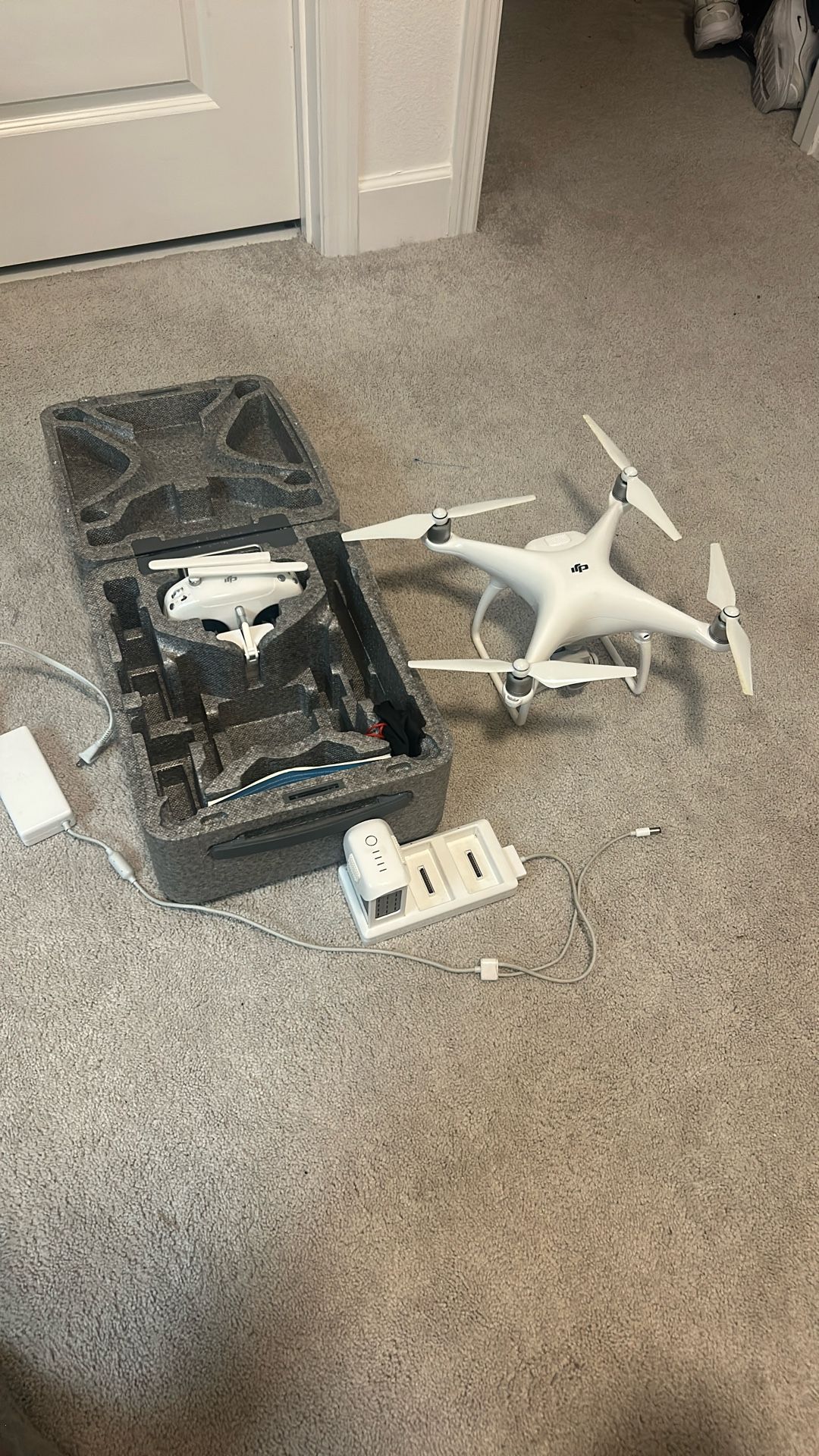 DJI Phantom 4