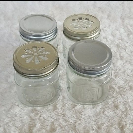 8 Daisy Flower CUT lid Mason Jars