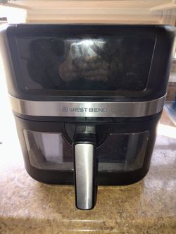 Slightly Used Air fryer. Basically Brand New 
