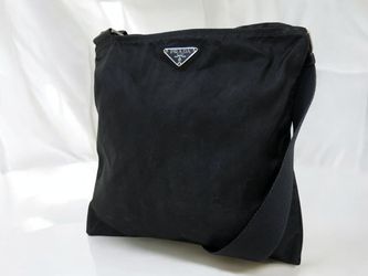 𝐏𝐑𝐀𝐃𝐀   Shoulder Crossbody Bag Nylon logo  Purse Black