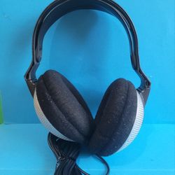 Sony Stereo Headphones MDR-CD280 Good Condition Good Sound Classic Vtg Long Cord.