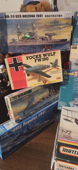 Vintage Models Airplanes and ships