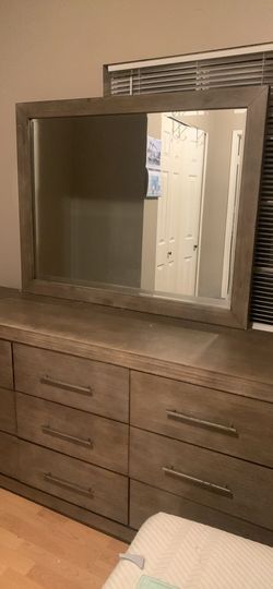 9 drawer beedroom dresser