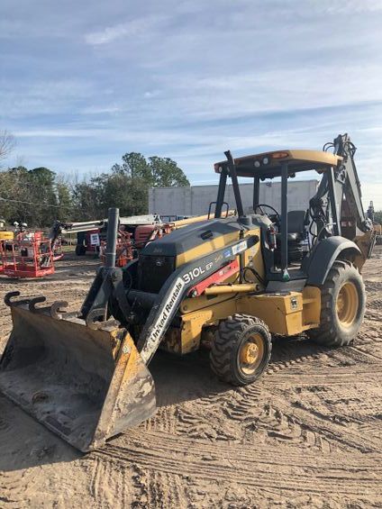 John Deere 310L Backhoe