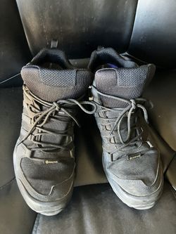 Adidas Swift Size 10