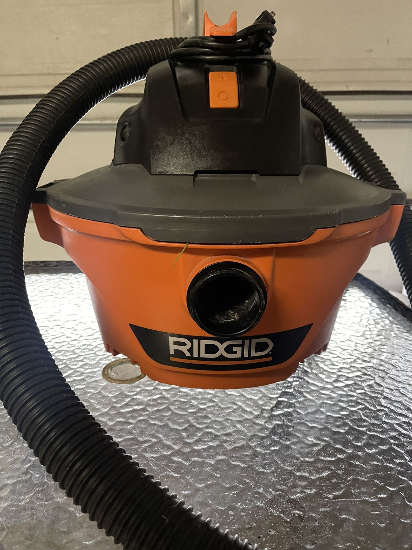 Vacuum works very well