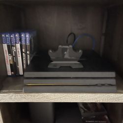 PS4 PRO