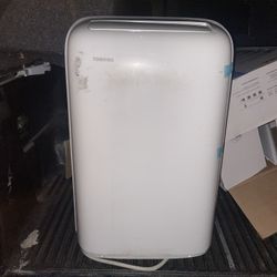 Toshiba 8000btu Air Conditioner Dehumidifier 
